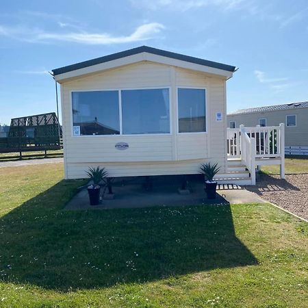 Cozy'S Caravan Hire Apartment Lossiemouth Bagian luar foto